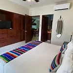 Penthouse 2Bd 2Ba With Private Rooftop And Jacuzzi