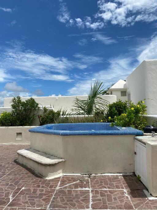 Penthouse 2bd 2ba With Private Rooftop And Jacuzzi